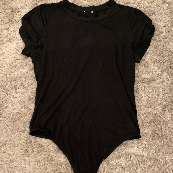 Wilfred black t shirt body suit
